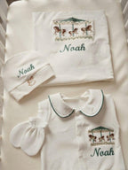 Zartlicht® Personalisierte Baby-Erstlingsausstattung aus Bio-Baumwoll-Jersey – 4-teiliges Set mit Wunschnamen & Doppel-Lagen Decke