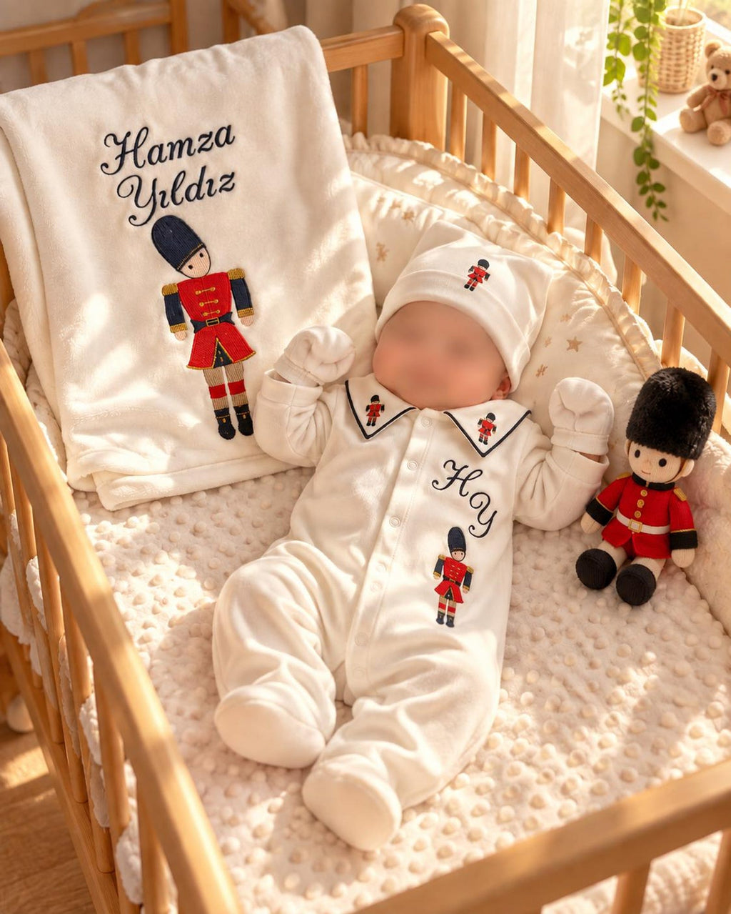Zartlicht® Personalisierte Baby-Erstlingsausstattung aus Bio-Baumwoll-Jersey – 4-teiliges Set mit Wunschnamen & Doppel-Lagen Decke