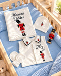 Zartlicht® Personalisierte Baby-Erstlingsausstattung aus Bio-Baumwoll-Jersey – 4-teiliges Set mit Wunschnamen & Doppel-Lagen Decke